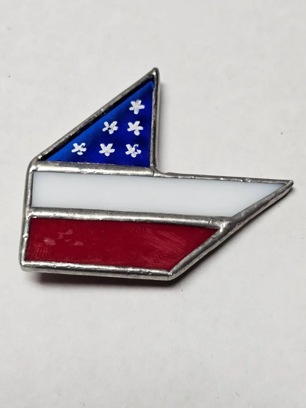Womens Brooch Pin Stained Glass Red White Blue Patriotic Flag Sailboat Boat USA